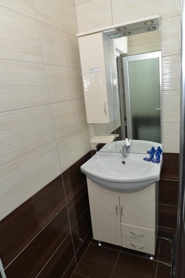 Hotel Konstantin Laplje Selo Luaran gambar