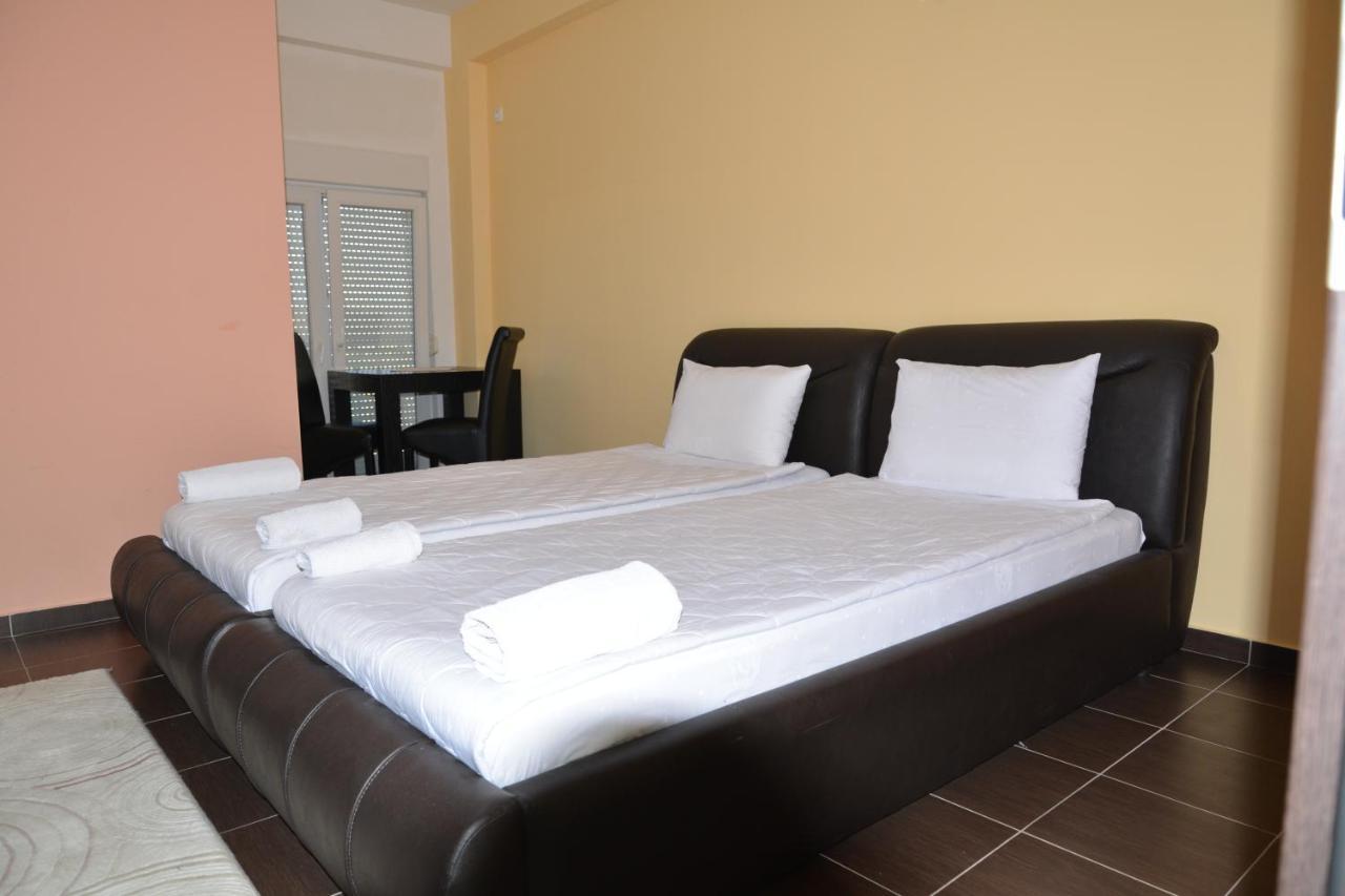 Hotel Konstantin Laplje Selo Luaran gambar